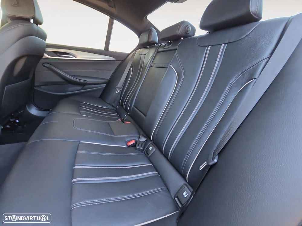 BMW 520 d Line Luxury Auto - 15
