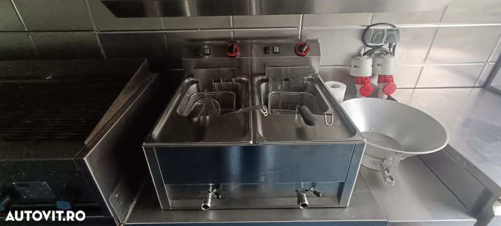 Mercedes-Benz Sprinter - 14