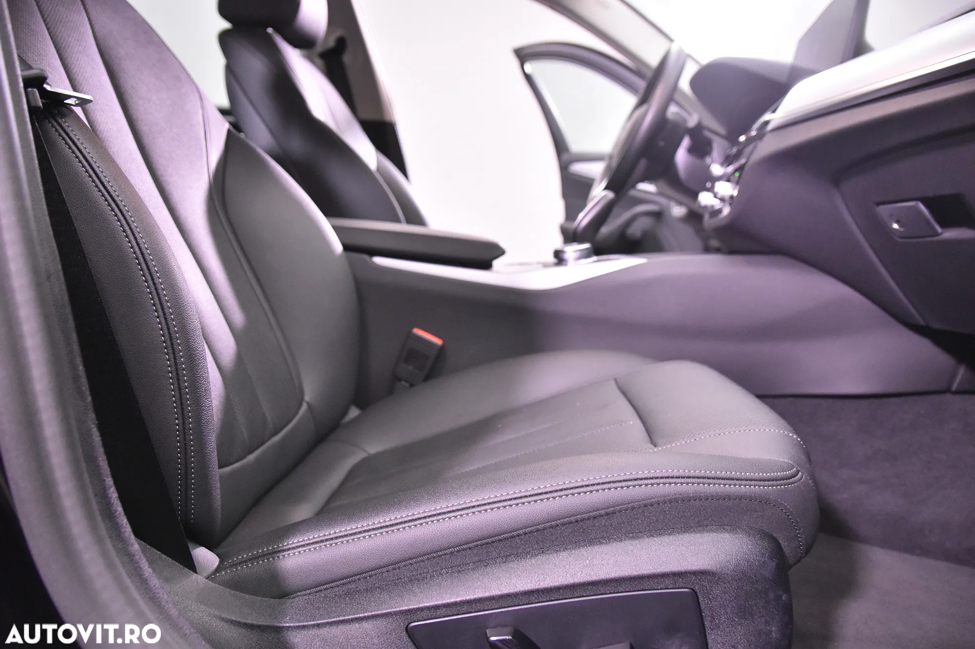 BMW Seria 5 520d Aut. - 11