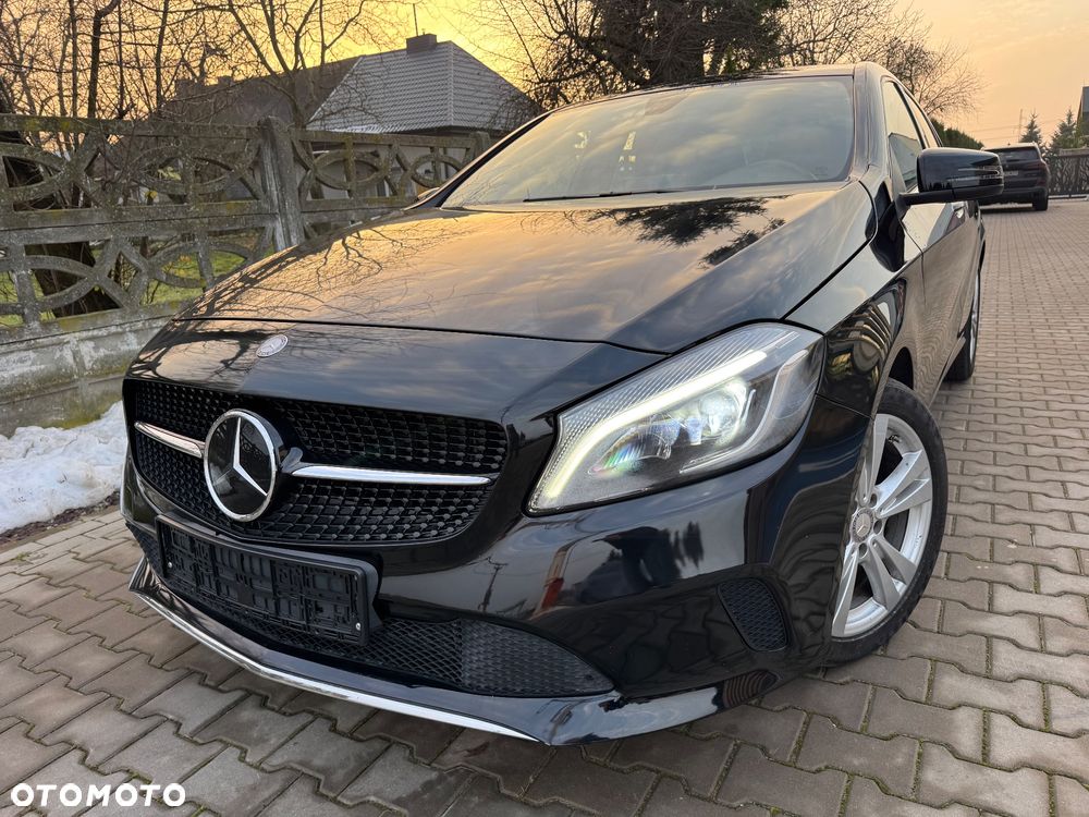 Mercedes-Benz Klasa A 180 7G-DCT AMG Line - 27