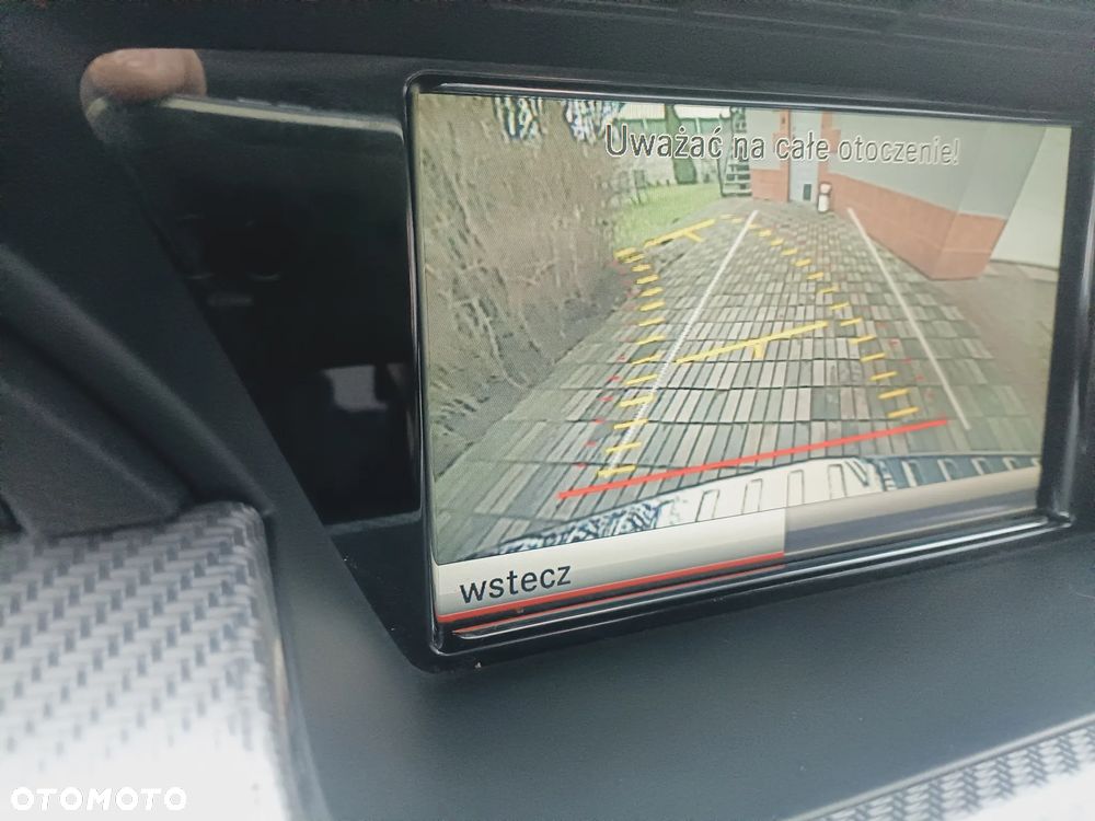 Mercedes-Benz GLK - 36