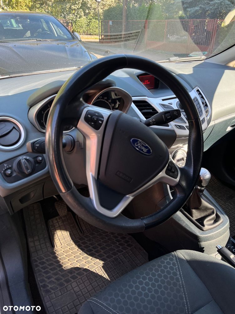 Ford Fiesta 1.4 Trend - 10