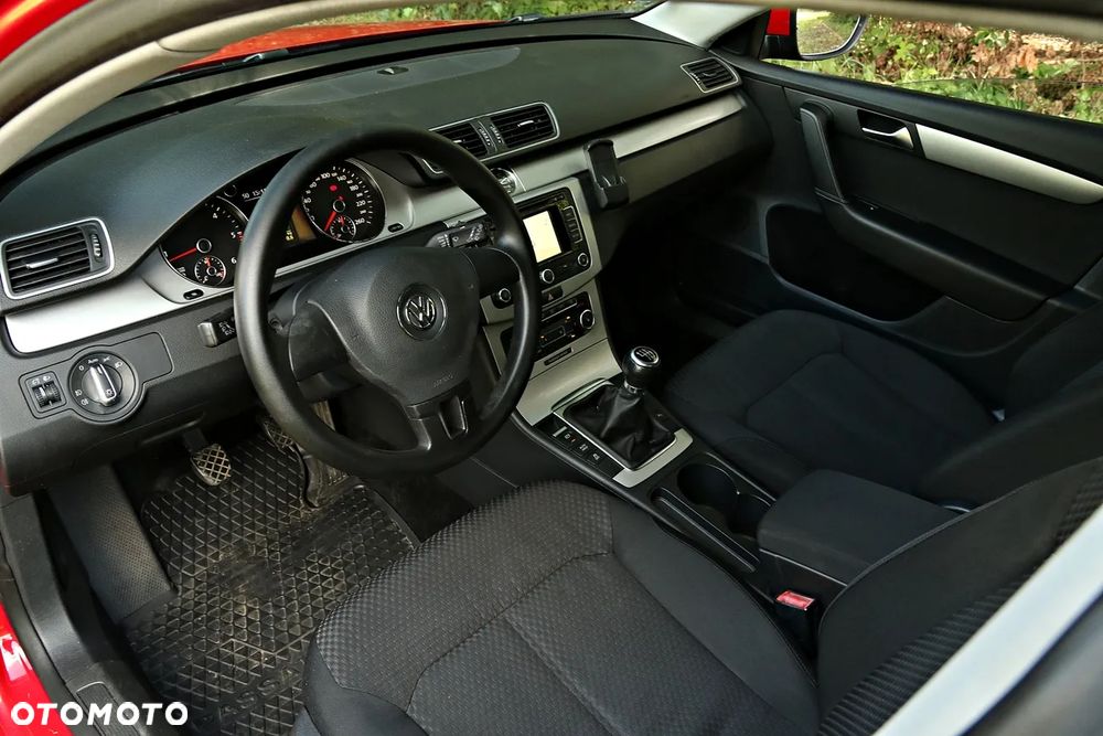Volkswagen Passat Variant 1.6 TDI BlueMotion Technology Highline - 8
