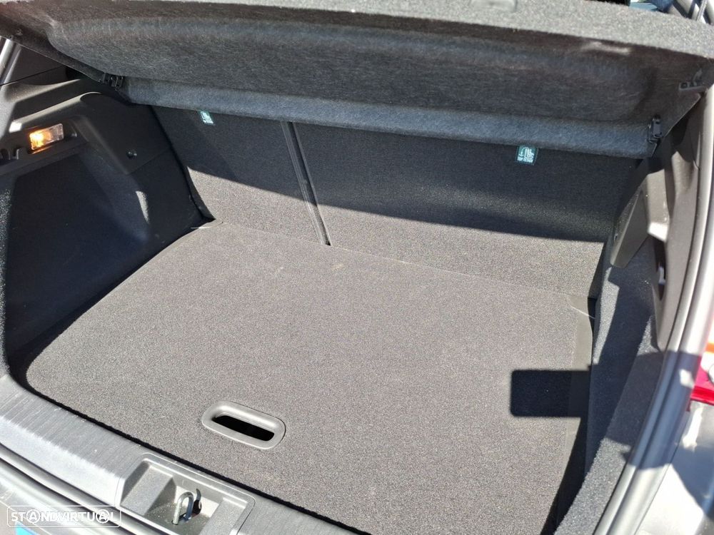 Renault Captur 1.0 TCe Techno Bi-Fuel - 25