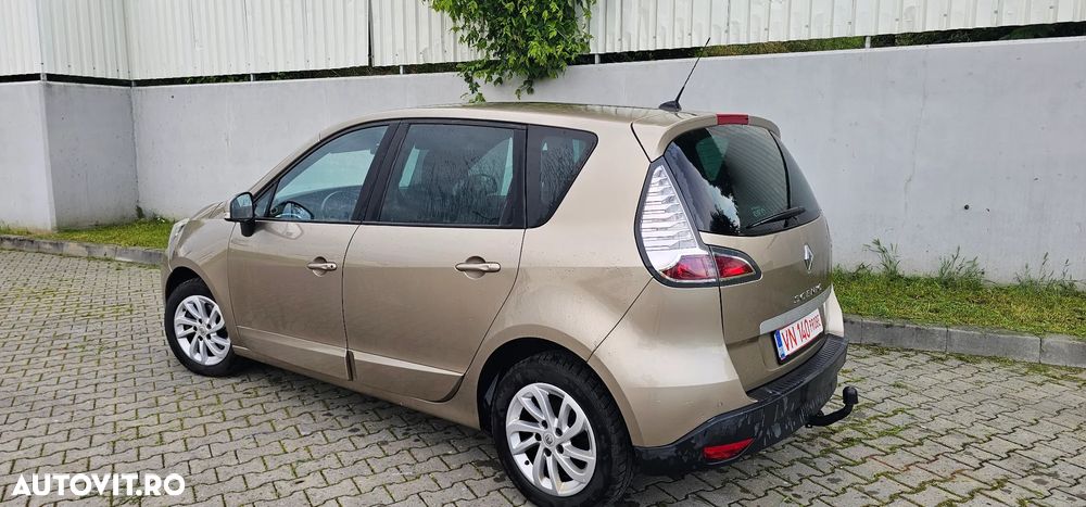 Renault Scenic 1.6 16V 110 Dynamique - 3