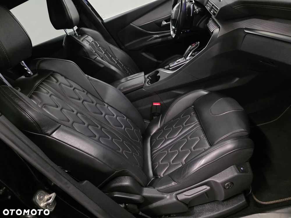 Peugeot 3008 - 18