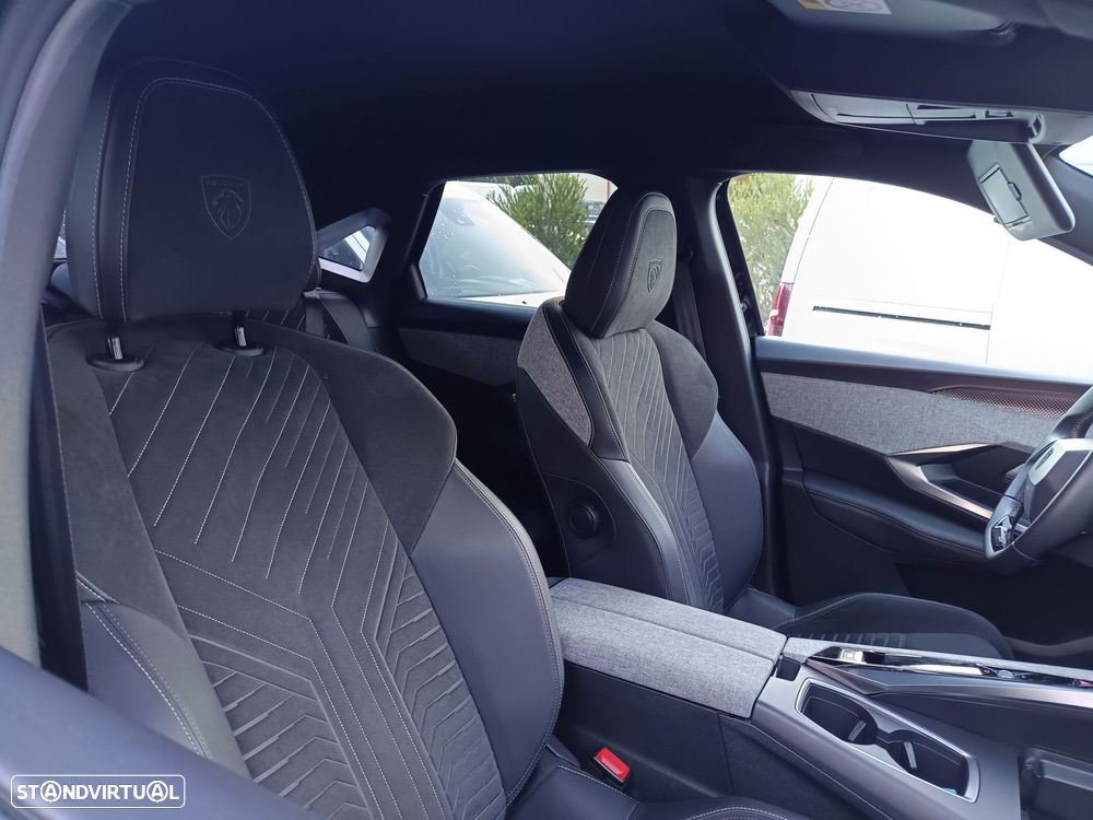 Peugeot 3008 1.2 Hybrid GT e-DCS6 - 40