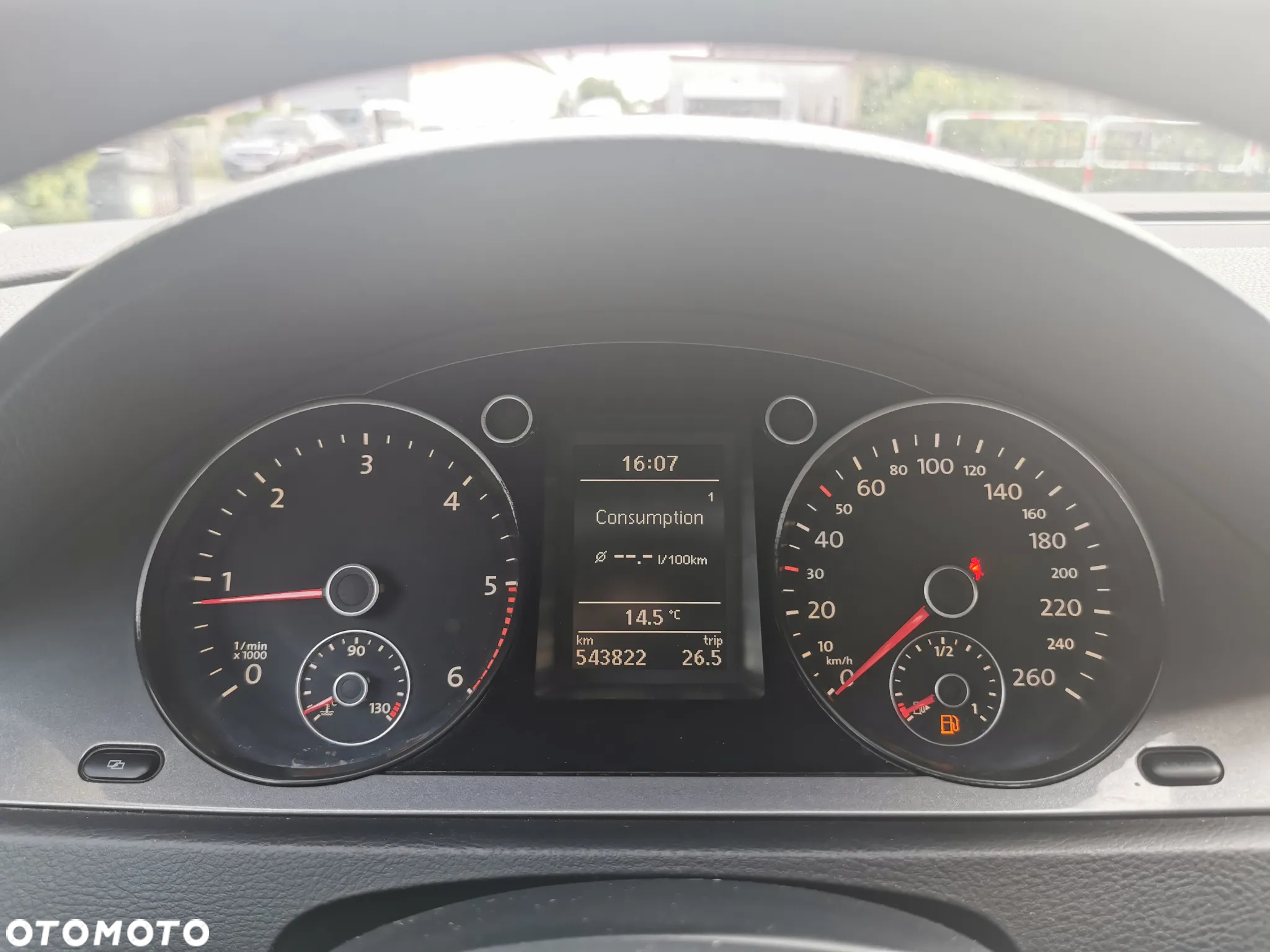 Volkswagen Passat 2.0 TDI Comfortline - 11