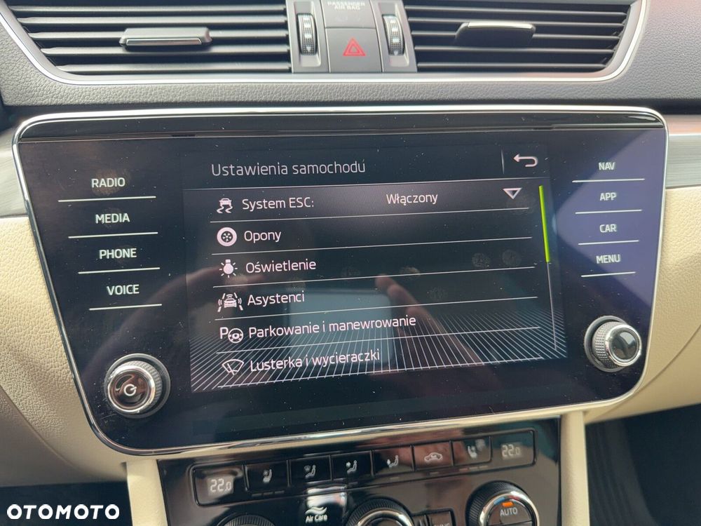 Skoda Superb 2.0 TSI Style DSG - 29