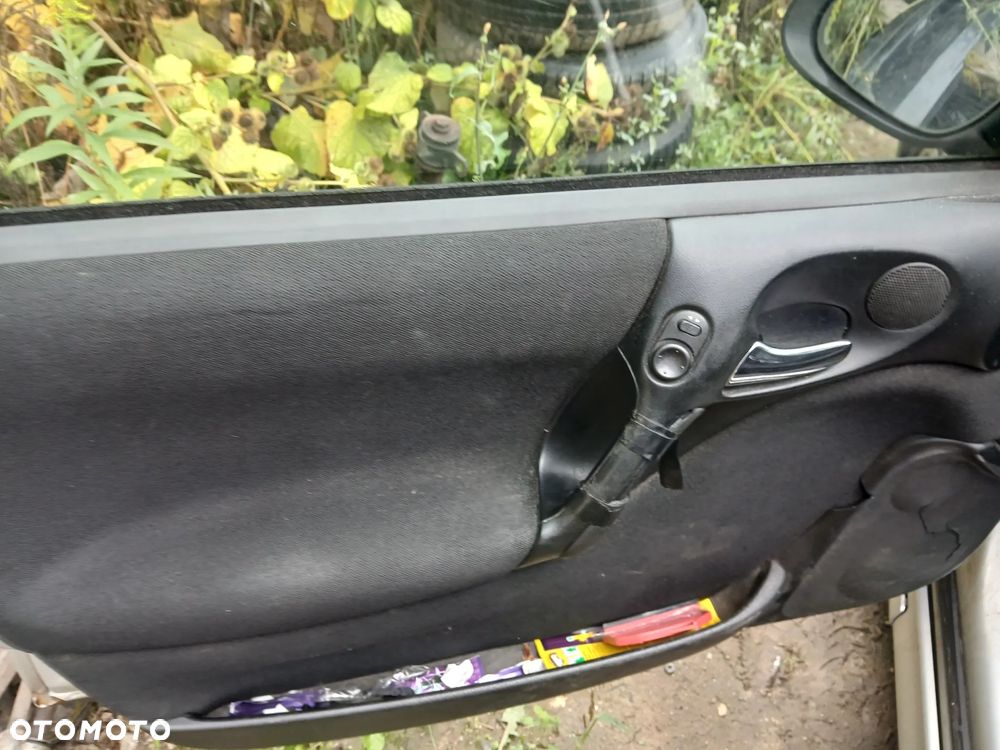 OPEL VECTRA B LIFT HB L157 fotel fotele kanapa deska kokpit podsufitka boczek boczki klamka - 3