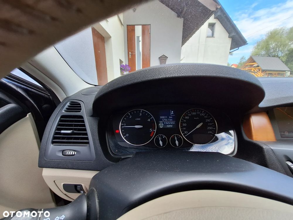 Renault Laguna 2.0 DCi Initiale - 4