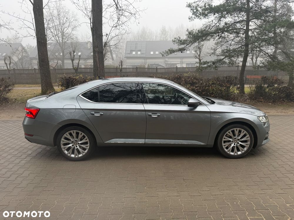 Skoda Superb 2.0 TSI 4x4 L&K DSG - 4