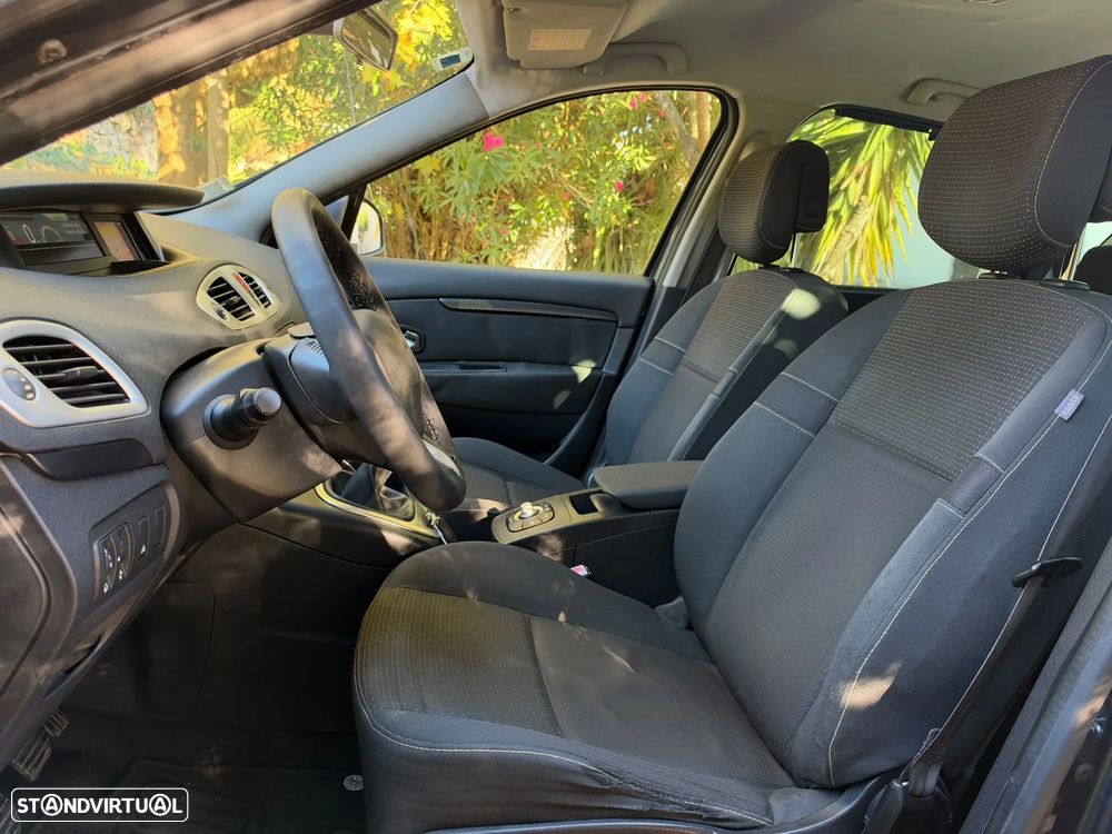 Renault Scénic 2010 photo 5