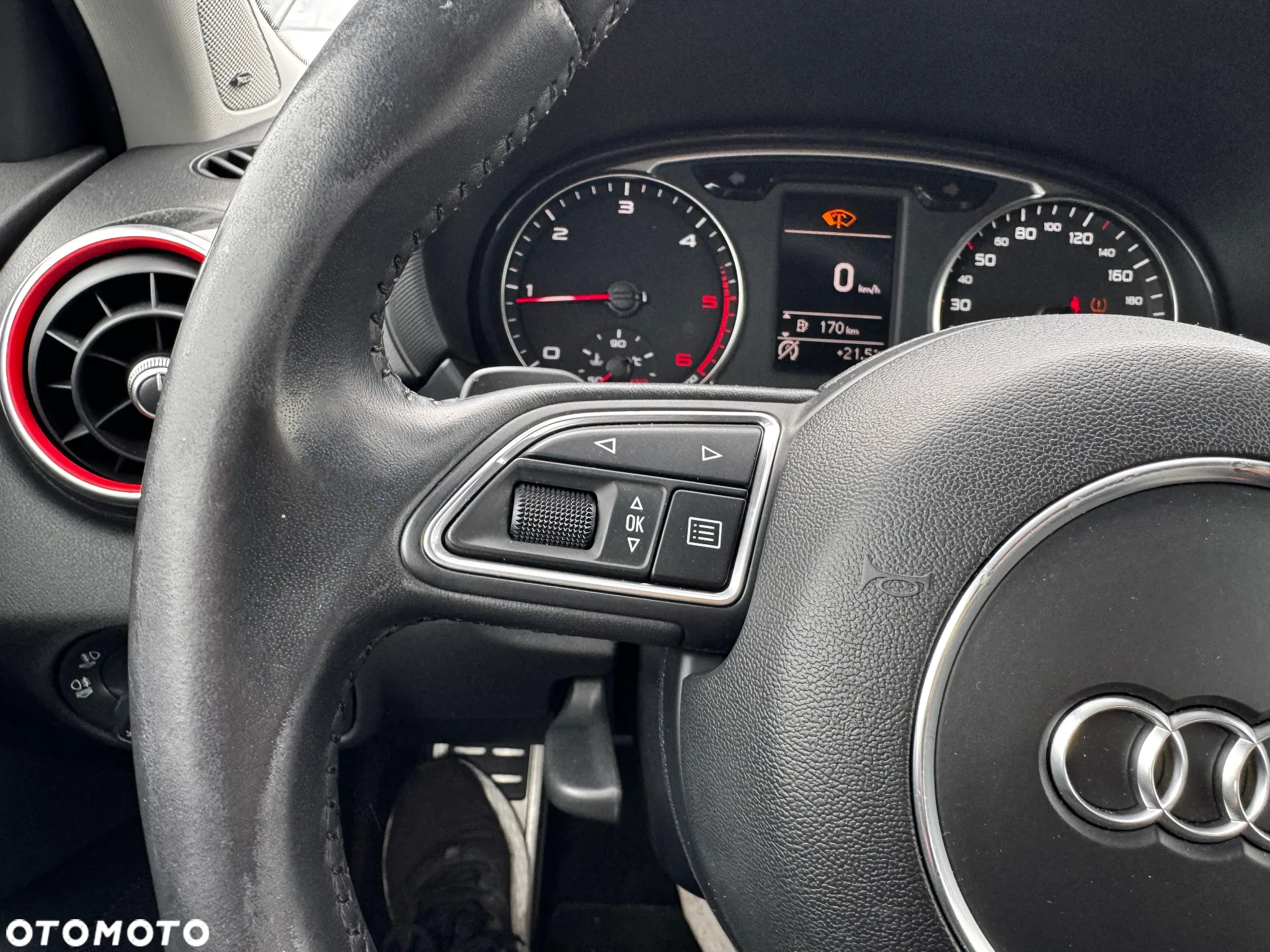 Audi A1 1.6 TDI S tronic sport - 19