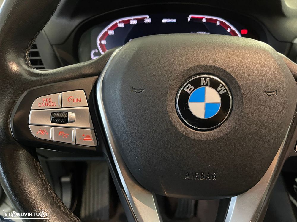 BMW X3 30 e xDrive - 38
