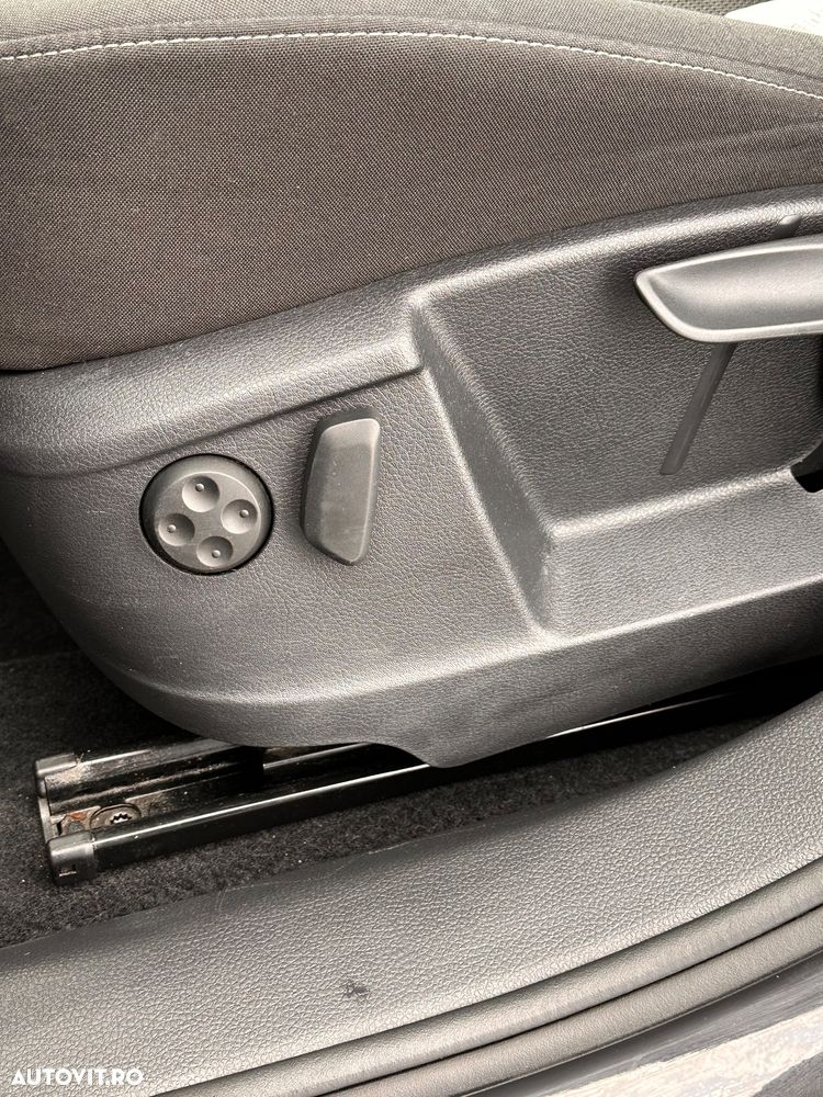 Volkswagen Sharan 2.0 TDI DSG (BlueMotion Technology) Comfortline - 14