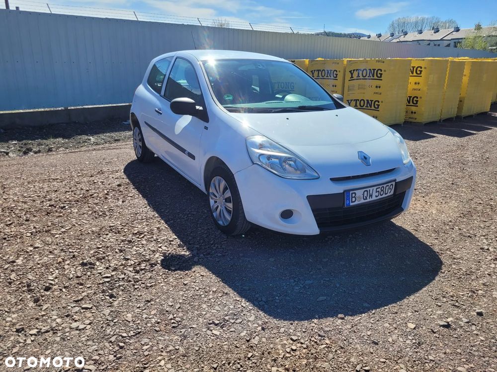 Renault Clio 1.2 16V 75 Dynamique - 2