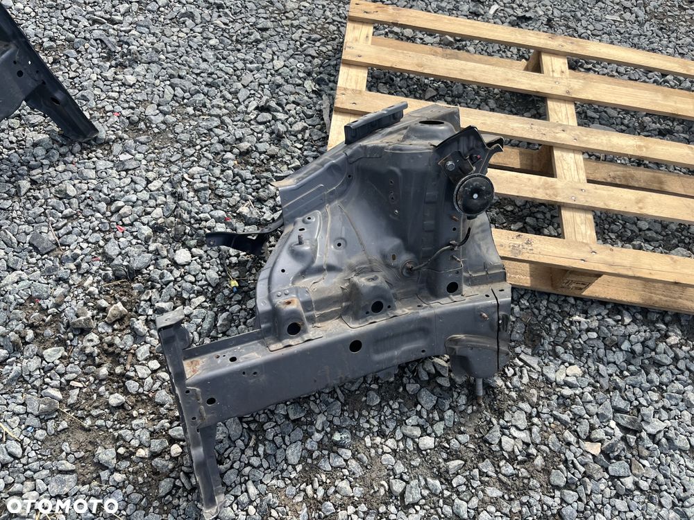 Ćwiartka prawa podłużnica Hyundai I20 II - 2