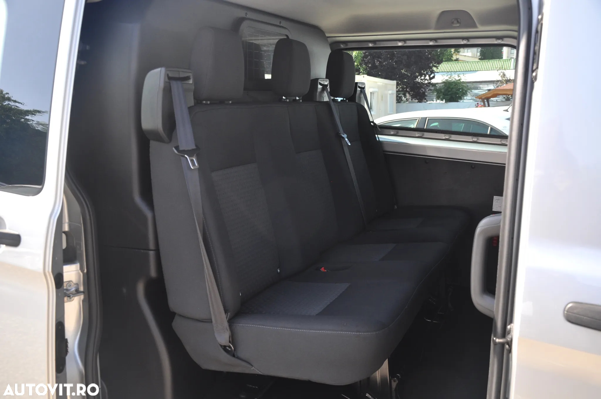 Ford Transit Custom L2H1 Doka 5 Locuri - 12