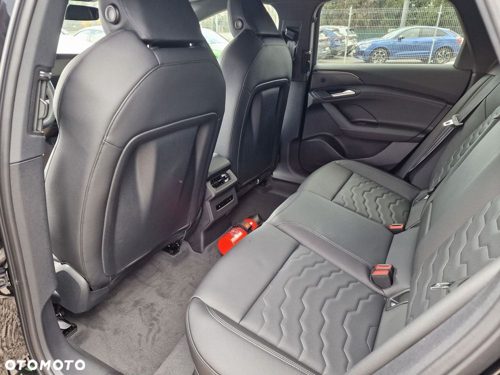 Audi A6 Sportback e-tron - 12