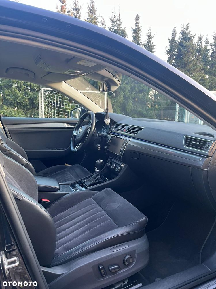 Skoda Superb 2.0 TDI DSG Sportline - 14