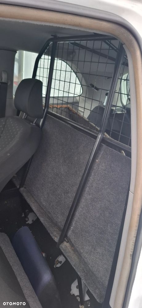 Toyota Yaris II 1,4 ND-TV na części - 21