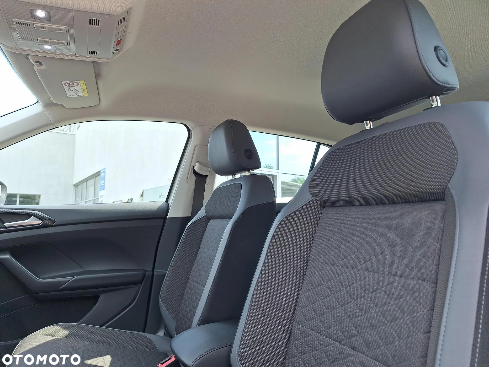 Volkswagen T-Cross 1.0 TSI Style DSG - 11