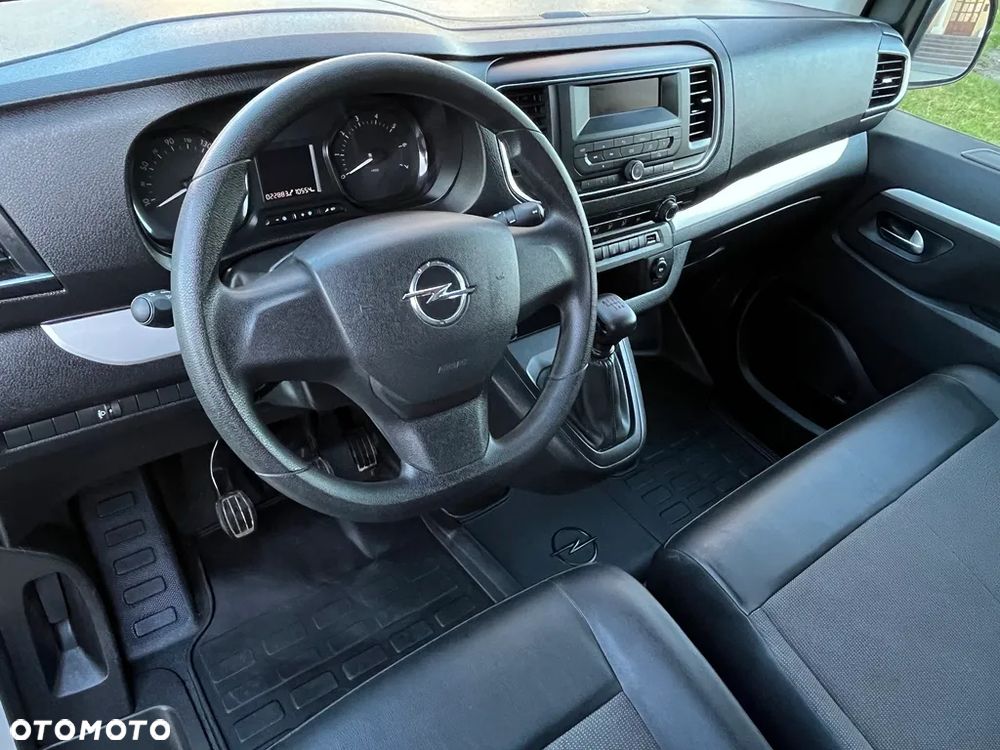 Opel Vivaro - 23