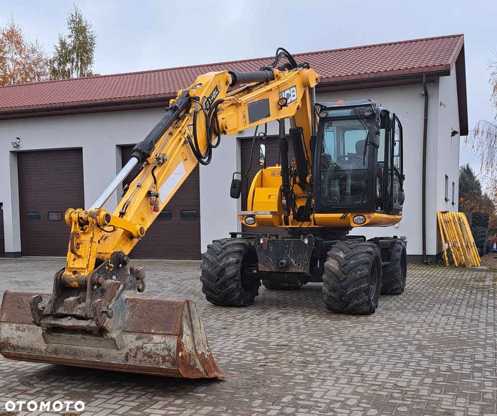 JCB JS145w - 2