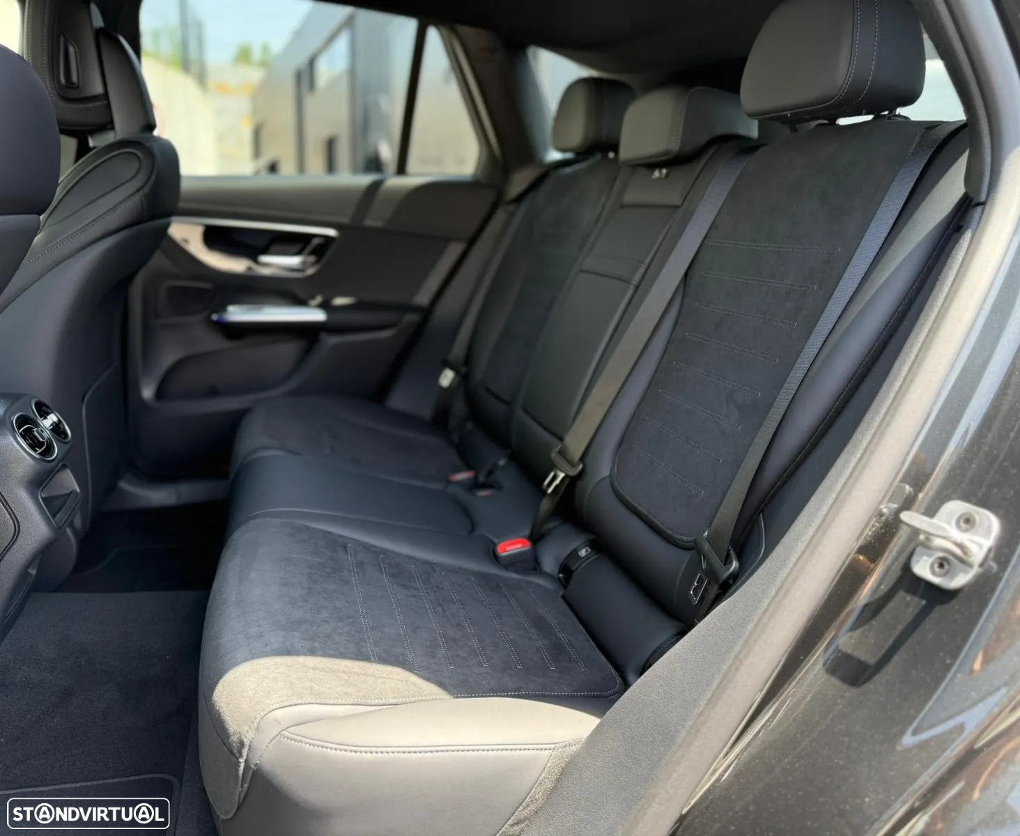 Mercedes-Benz GLC 300 de 4Matic - 18