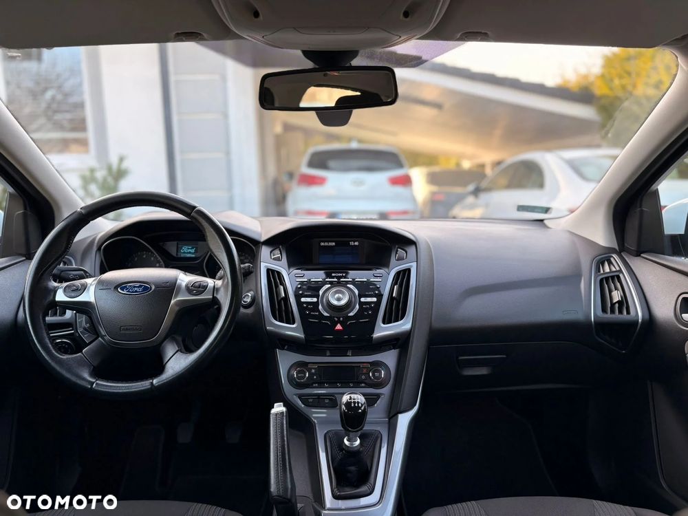 Ford Focus - 12