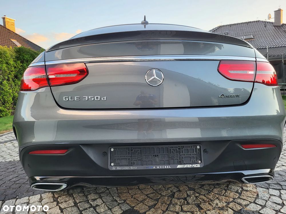 Mercedes-Benz GLE - 23
