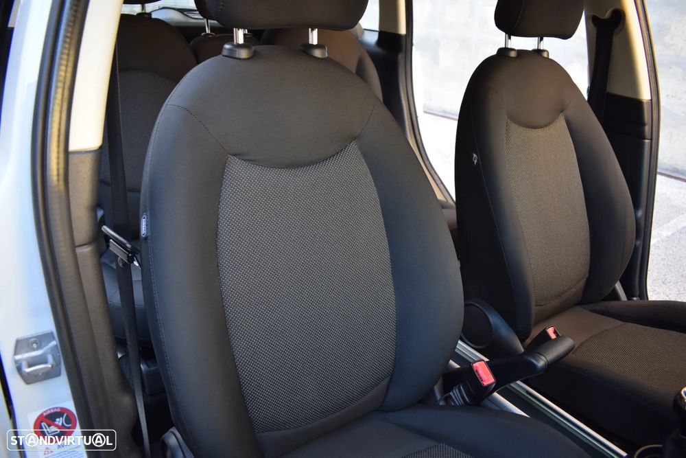 MINI Countryman One D - 25