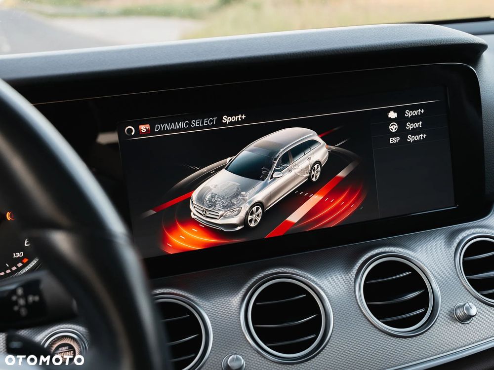 Mercedes-Benz Klasa E 220 d 9G-TRONIC - 12