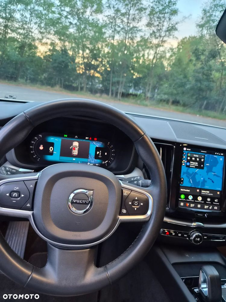Volvo XC 60 B4 D AWD Momentum Pro - 15