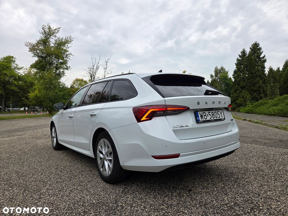 Skoda Octavia 1.0 TSI e-TEC DSG Ambition - 4