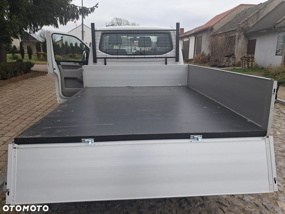 Volkswagen Transporter T6 - 24