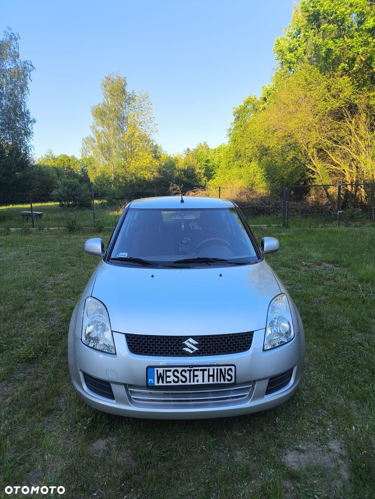 Suzuki Swift 1.3 Club - 2