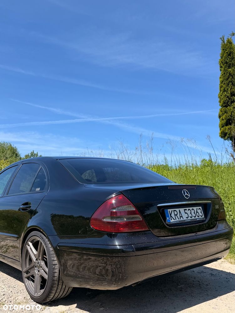 Mercedes-Benz Klasa E 270 CDI Classic - 4