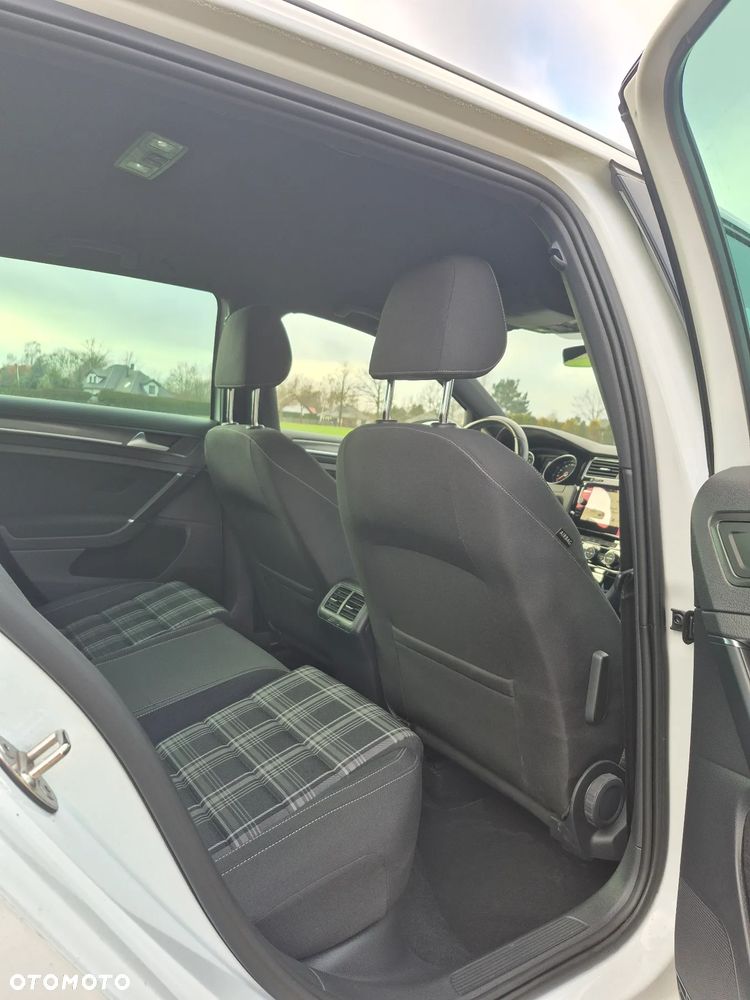 Volkswagen Golf GTD 2.0 TDI SCR DSG - 24