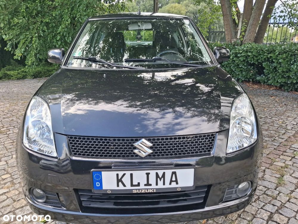 Suzuki Swift - 4
