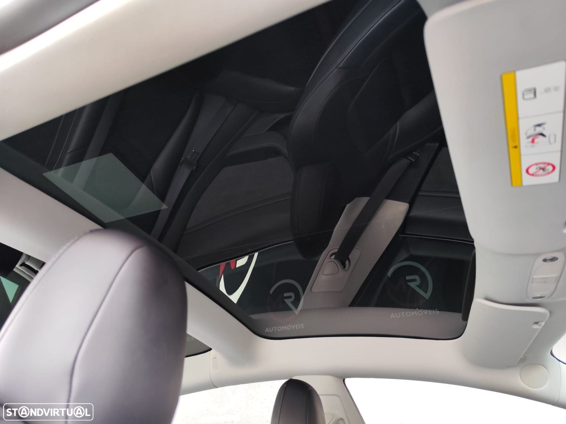 Tesla Model 3 - 30