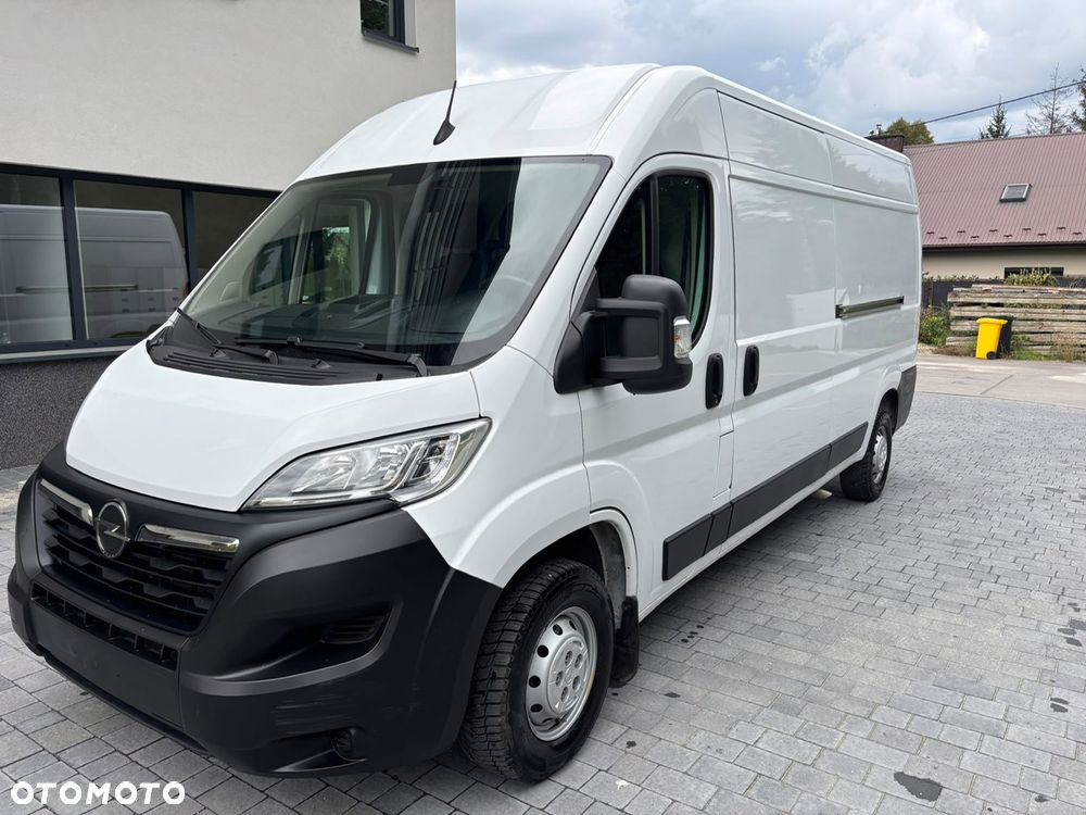 Opel Movano