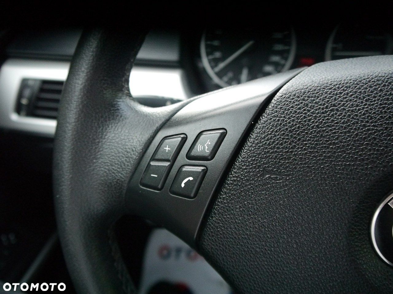 BMW Seria 3 318d - 27