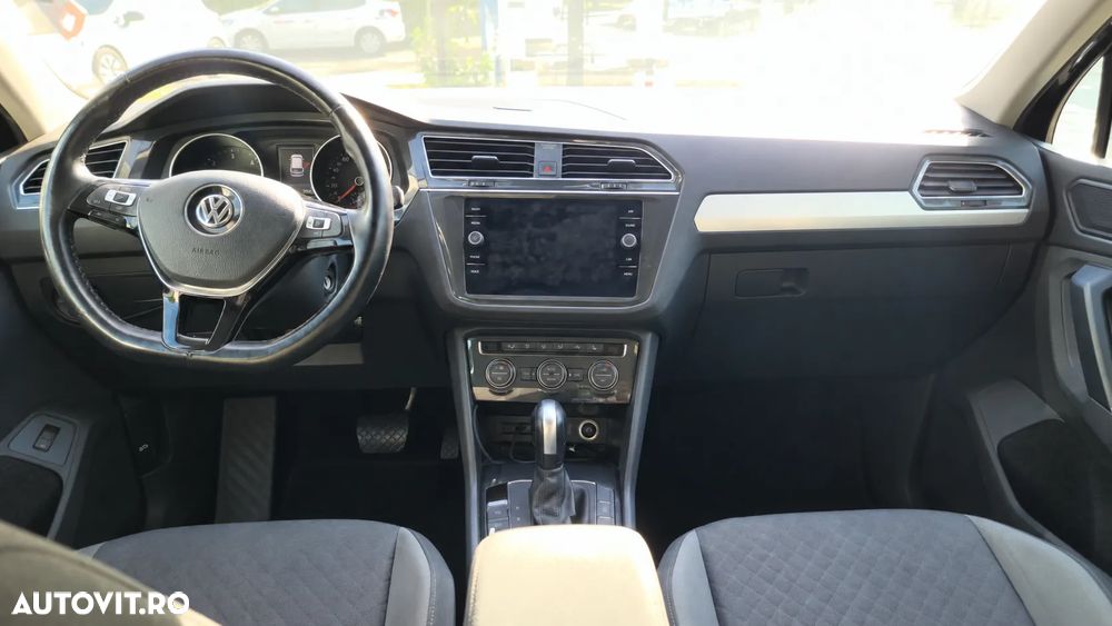 Volkswagen Tiguan - 14