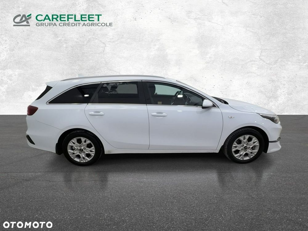 Kia Ceed - 4