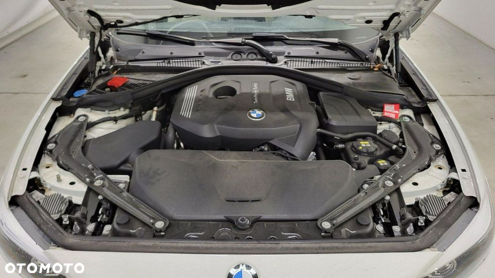 BMW Seria 2 220i GPF Sport Line - 21