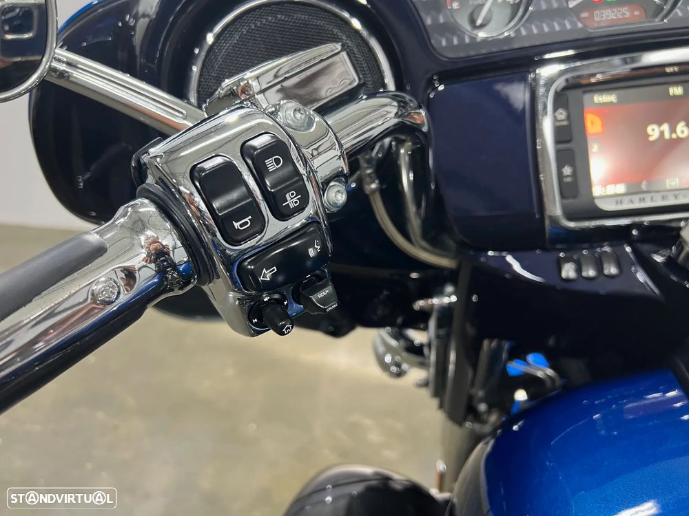 Harley-Davidson FLHT FLHTKSE CVO ULTRA LIMITED - 26