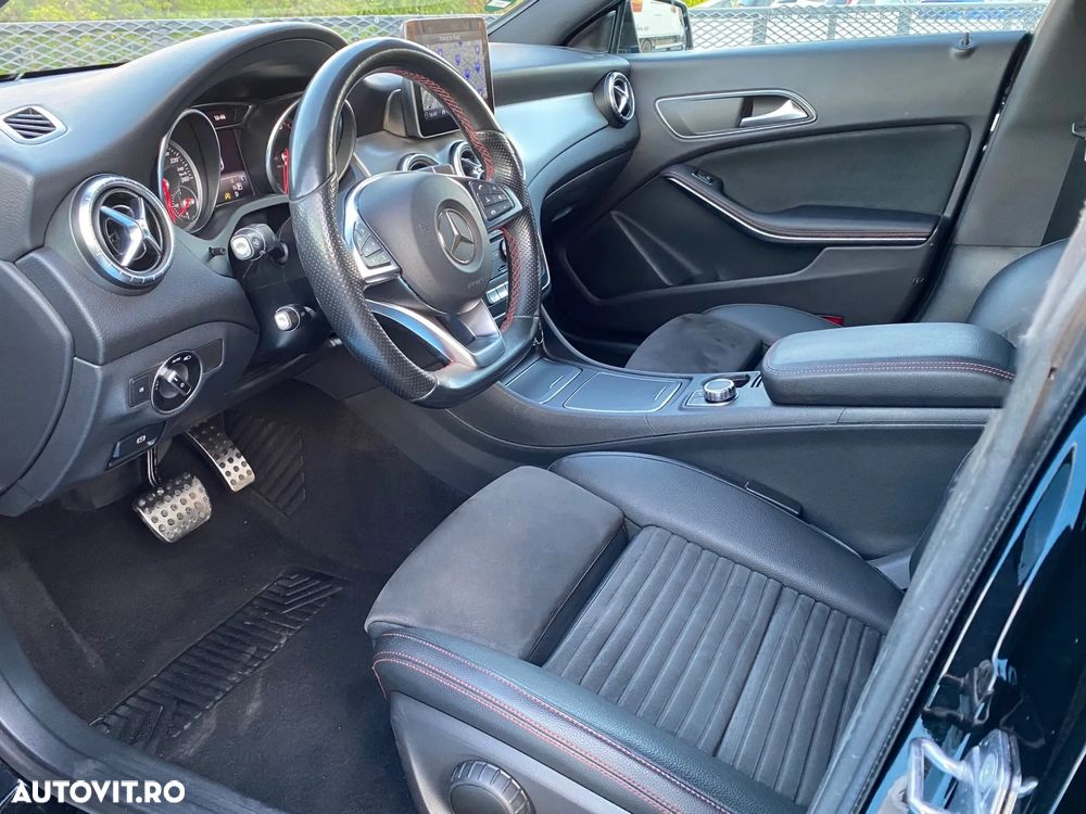 Mercedes-Benz CLA 180 7G-DCT AMG Line - 9