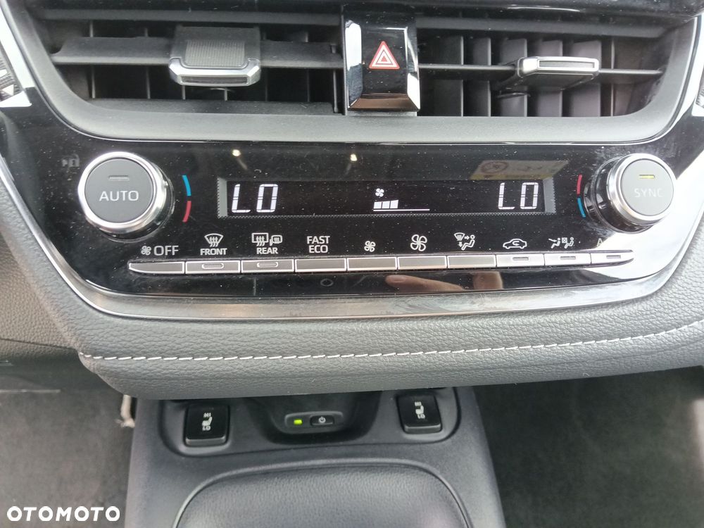 Toyota Corolla 1.8 Hybrid Comfort - 19